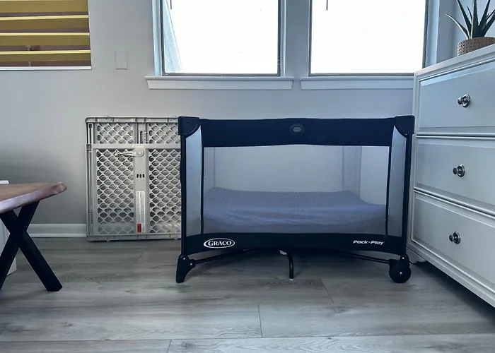 Apartment Beachfront Escape With Pool, Switch, And Karaoke