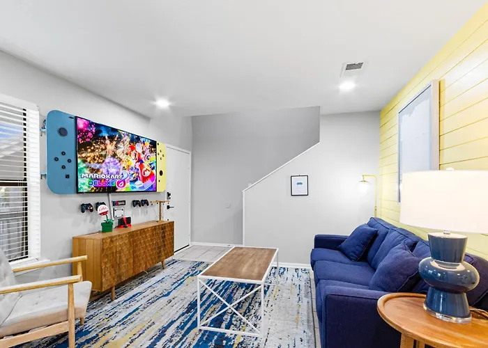 Beachfront Escape With Pool, Switch, And Karaoke Apartment